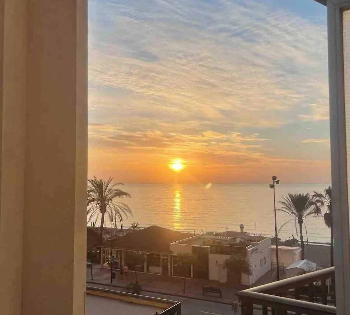 Estudio Primer Line Playa Fuengirola 3 People location