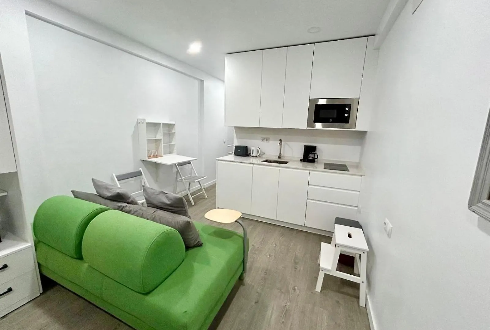 Estudio Primer Line Playa Fuengirola 3 People Apartment